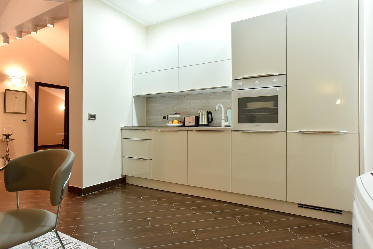 Maniva Penthouse By The Sea Apartment Kotor Luaran gambar