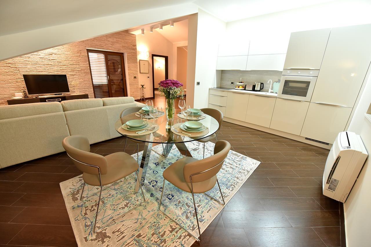 Maniva Penthouse By The Sea Apartment Kotor Luaran gambar